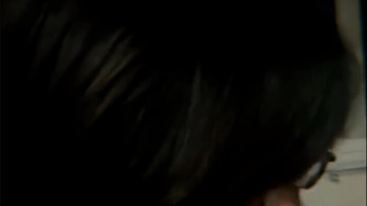 "الجمال هو كذبتك"