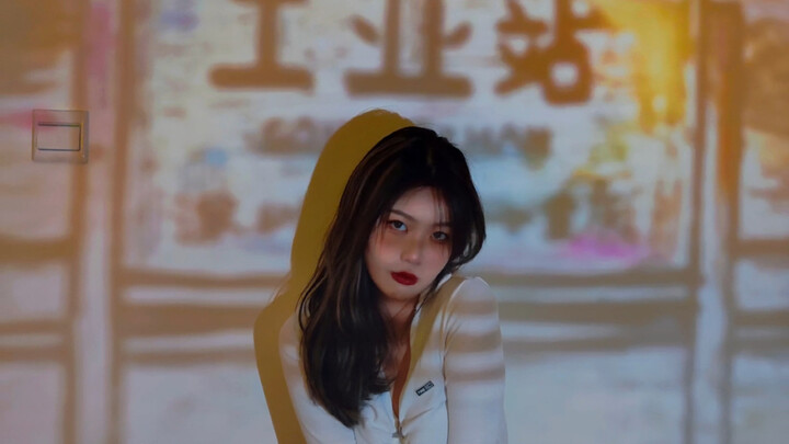 5 hào tự làm máy chiếu tại nhà, lại học thêm được một mẹo mới!