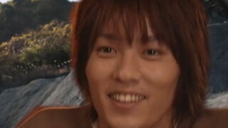 Kenzaki Kazuma saves the world of polar foxes [Kamen Rider Blade]