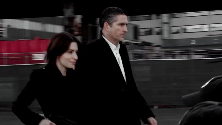 ทุกคนขอยืมเครื่องบินหน่อย ถ้าไม่พูดอะไรก็ถือว่าคุณตกลงแล้วนะ