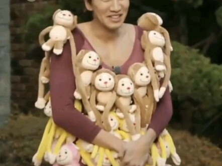 Thế còn bạn? Bạn tuổi gì vậy?