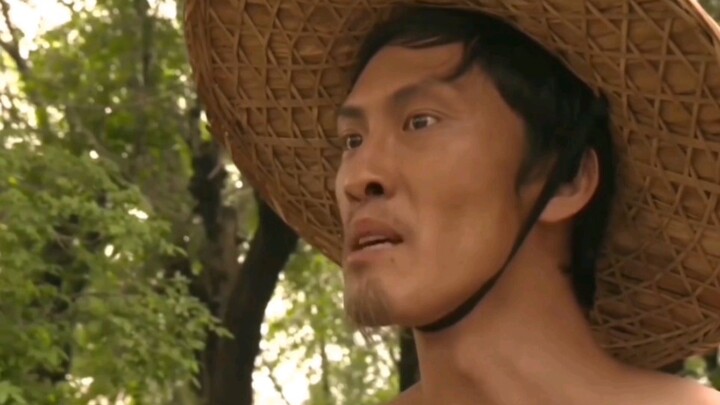 Giày keo vàng, quần lỡ, pháp sư chuyên nghiệp Lưu Hải Trụ