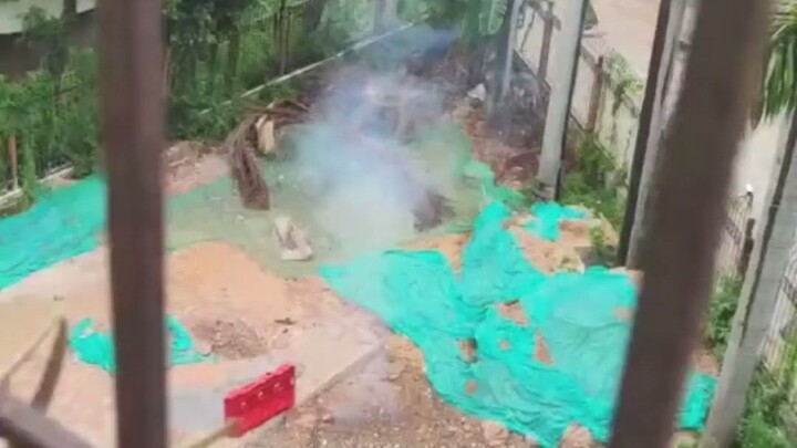 Ngày 3 tháng 8 tại Hạ Môn, liệu có nguy hiểm lắm không? Cư dân trong khu dân cư đã gọi đến đường dây