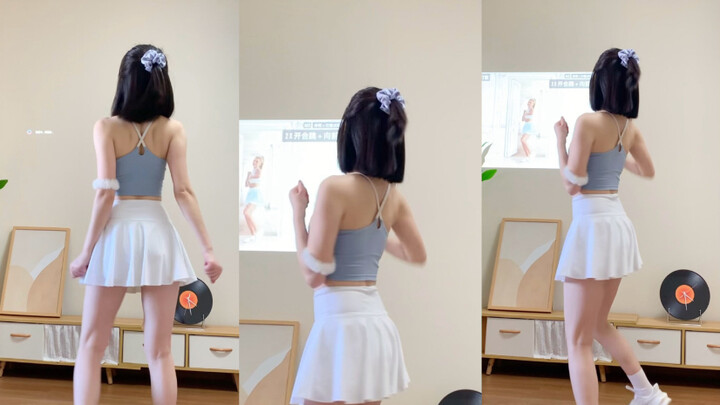 Pamela's C-Pop Dance Party | The Main Song of Love