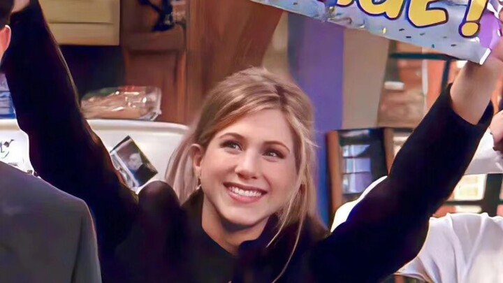 Rachel’s cuteness alert! Who could possibly resist America’s sweetheart?
