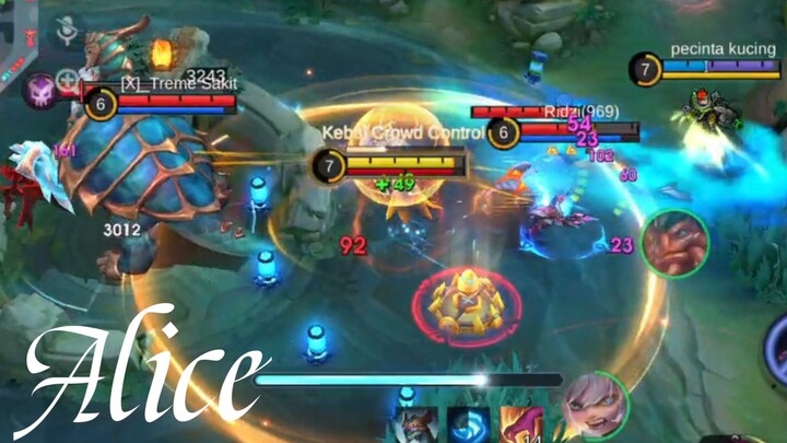 Tante Alice Menggoda