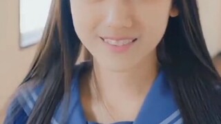 ketikau baru bangun tidur dan tidur lu mimpi indah malah dibangun in Mak lu 🗿