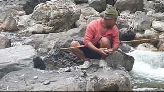Net fishing in Nepal | himalayan trout fishing technique |
