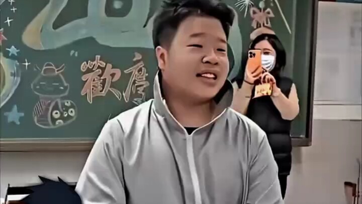 光是站姿就强的可怕   阿玛特拉斯