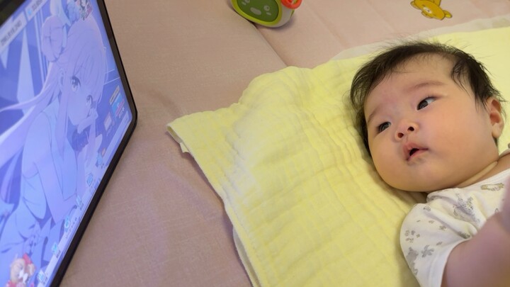 Cuma bisa minta Mikan Seien yang menenangkan anak...