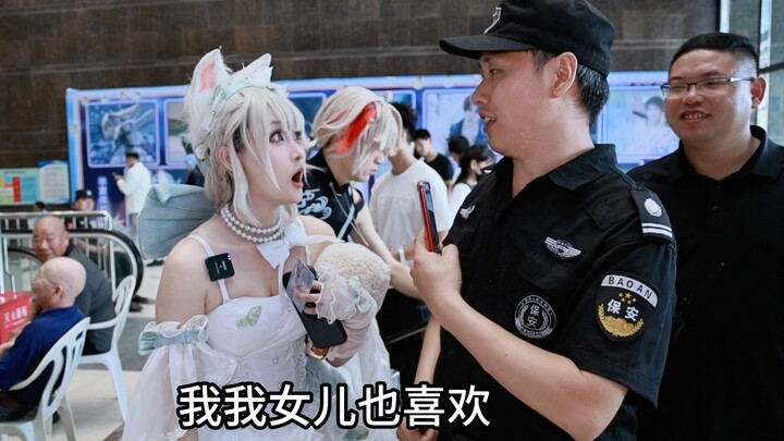 Họ bảo tôi là dân chơi hội chợ cosplay hahaha