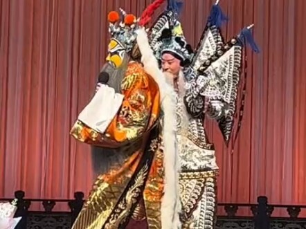 استعدت كلمة المرور...