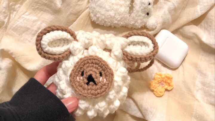 Baa little sheep woven earphone bag