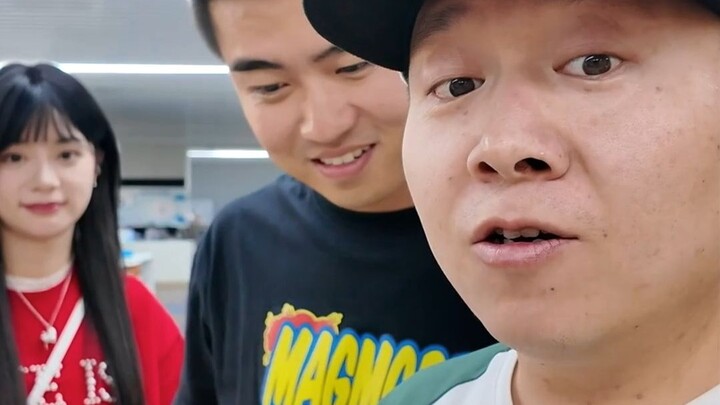 Trần Tường Lục Điểm Nửa: Không thể nào, xem phim mà còn gặp chuyện thế này được sao?