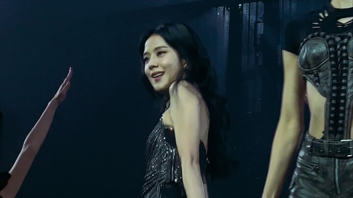 Kim Ji-soo, beranikan aku melompat! Dewa memancing baru BLACKPINK membuka panggung | Berbagi video l