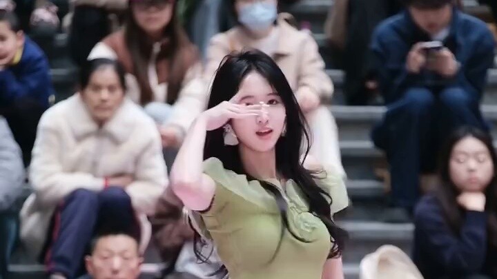 لماذا تبكي مرة أخرى 【بكاء】 فيديو مباشر