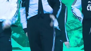 【Stray Kids】Eight Guys, Eight Flavors? — A Little Midnight Screening