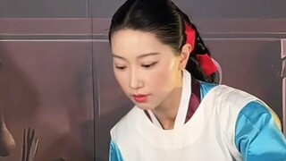 Meniru suasana drama makanan di berbagai daerah? Saya terlalu sibuk hari ini! Ha ha ha ha