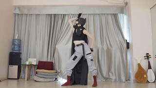 【Dance】Strange Blogger in Dance Area-Outfits Sharing