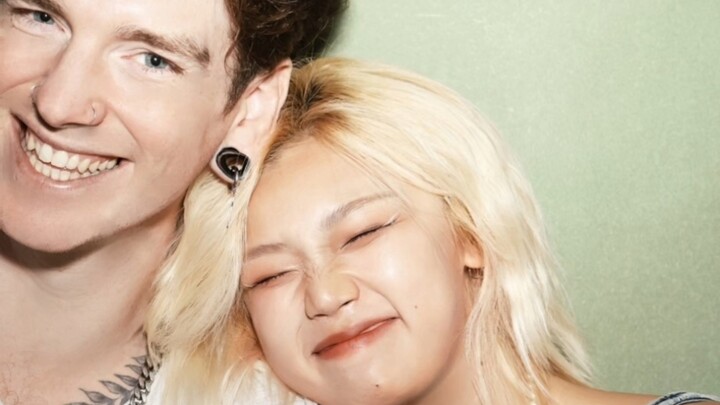 When I Turned My Story of Flirting with a Handsome Foreign Guy into a Boyfriend into a Song