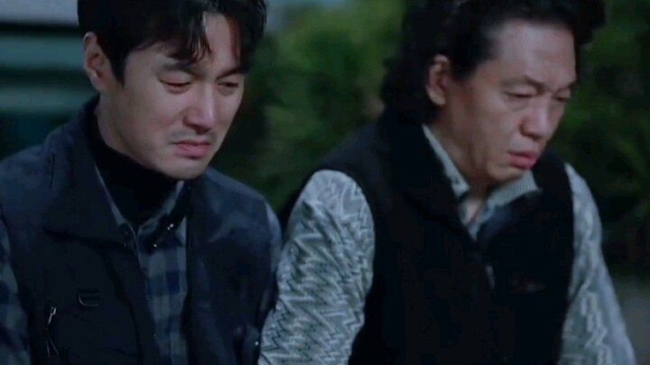Young Joo is about to separate, and the two fathers are so anxious that they cry, but how can the sc