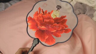 The double-sided three-thread embroidery is finished.