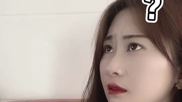 Lần này thực sự quá vội vàng rồi~ Em trai tôi thì bình thường, còn tôi ngồi bên cạnh vừa ăn bánh cay