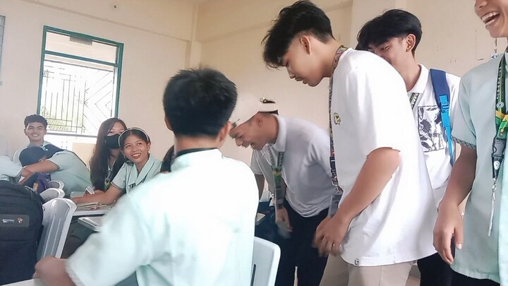 wala si ma'am eh HAHAHA