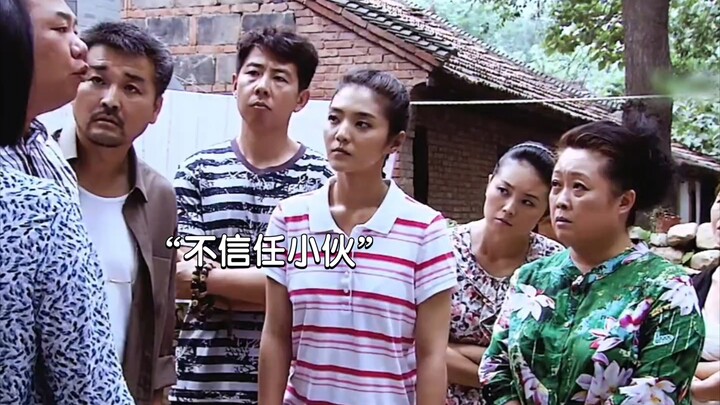 A young man kindly helped villagers sell their farm produce, only to be accused by them of skimming 