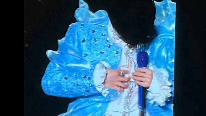 Why is there a close-up of Zhou Shen’s button coming undone? Doesn’t the kid deserve some privacy?