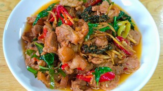 ผัดเผ็ดขาหมู อร่อยจนต้องได้เพิ่มข้าว หมดหม้อ สไตล์| ครัวบ้านๆ Channel