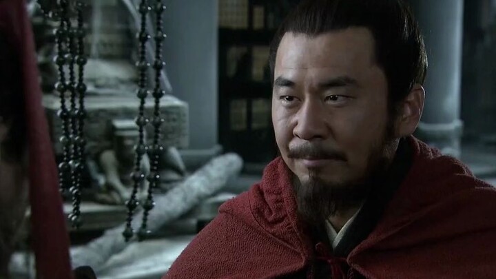 汉献帝本以为曹操的千古难遇的忠臣，却不料自己刚出虎穴又进狼窝