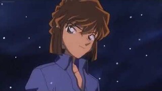 Conan Caught Checking Out a Babe | Funny Anime Scene | Detective Conan | English Dubbed