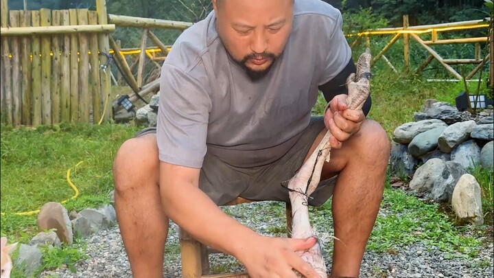 ถ้าไม่อยากมีชีวิตอยู่แล้ว ก็อาบน้ำให้หน่อยก็ได้