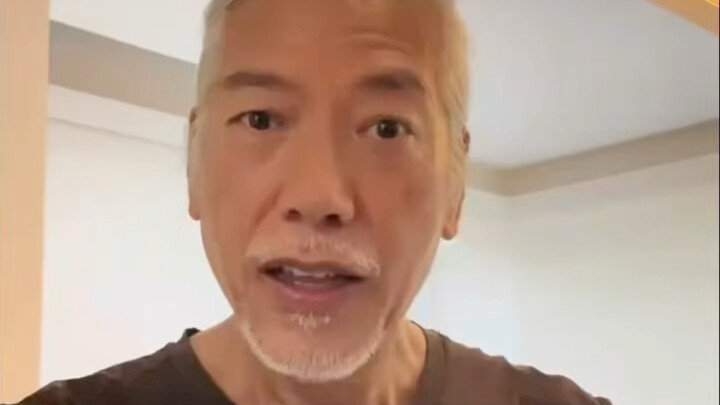 Anh Quạ đến rồi! Chào mọi người, tôi tới “lật bàn” đây!