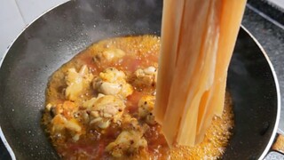 Bữa sáng của người phụ nữ giàu có