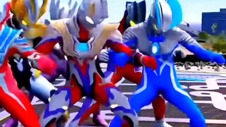 Apa yang dilakukan Ultraman ini?