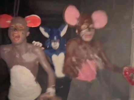 Semakin samar ingatan, semakin aneh masa kecilnya (versi Tom dan Jerry)