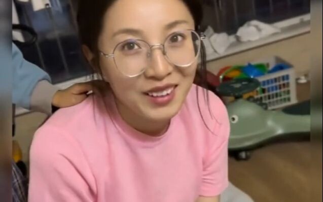 อย่ามองฉันด้วยสายตาดูถูกแบบนั้นทั้งวันเลย