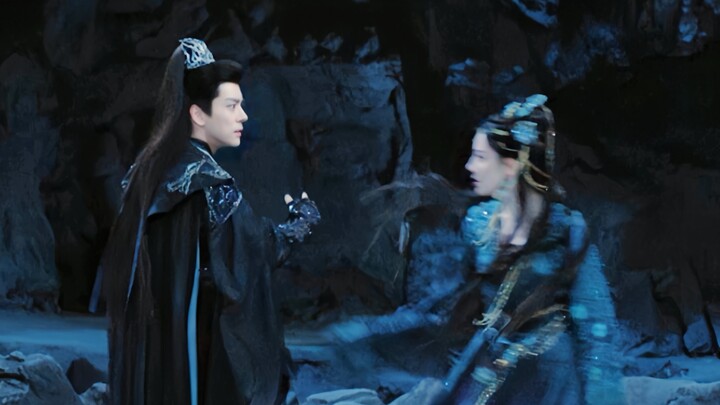 “เธอบอกว่าจะคุยเรื่อง 22 คน ฉันก็ยอมกล้ำกลืนอดทนไป ที่แท้ใน 22 คนนั้นกลับไม่มีฉันอยู่ด้วยเหรอ?” ผีสา