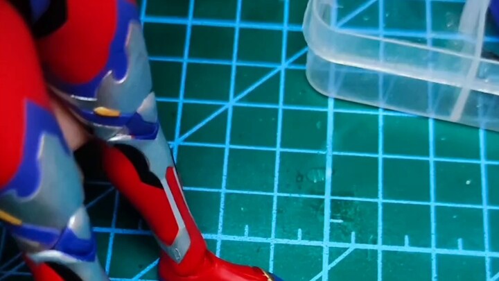 Bandai's official flagship store Zeta had quality issues and the customer service was arguing