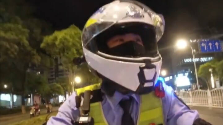 Holy crap, this voice is way too sweet!