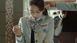 Orang itu datang, aku bukan sekadar orang gemuk biasa.