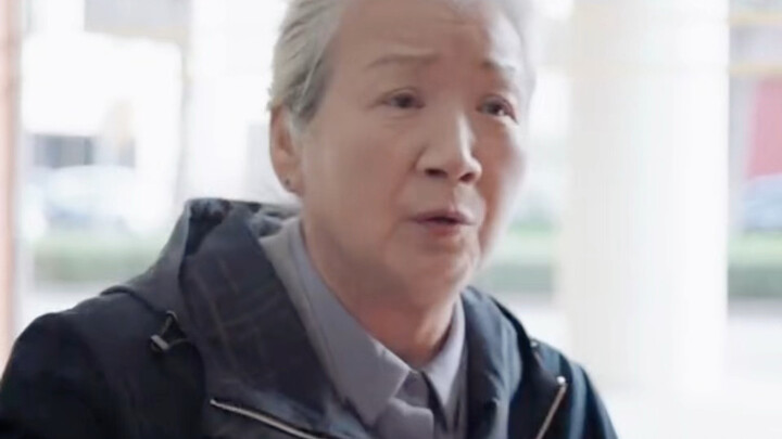 An elderly woman once surrounded by her children and grandchildren ultimately ended up living in a n