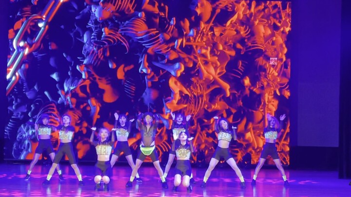 My first time choreographing a group dance!!! A mix of Jazz, Voguing, and Dancehall (movement format