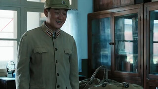 لسنوات عديدة لم تكن تعرف طبيعة عمل زوجها، إلى أن جاء المارشال إلى المنزل.