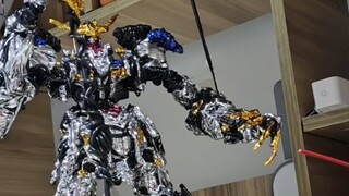 Barbatos Wolf King made of shredded bread~