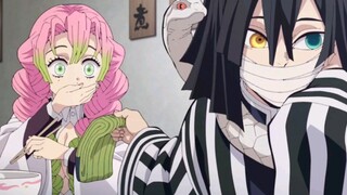 The Snake Pillar gave the Love Pillar socks, which touched Mitsuri