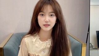 Kamu terlihat sangat menarik saat berbicara dengan logis