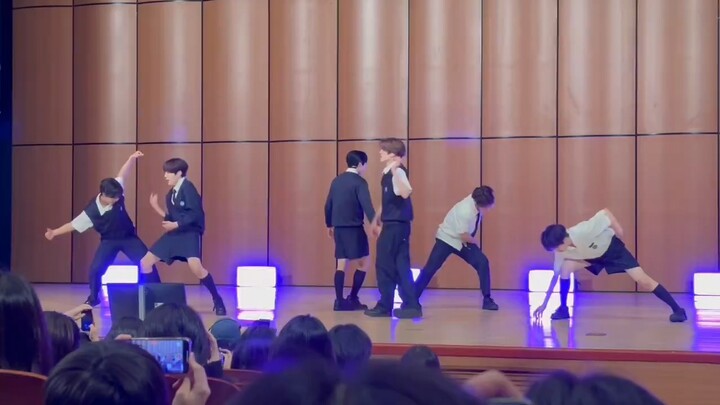 这回真变性教育讲座了！欧巴要碎了，是温裤子撕裂